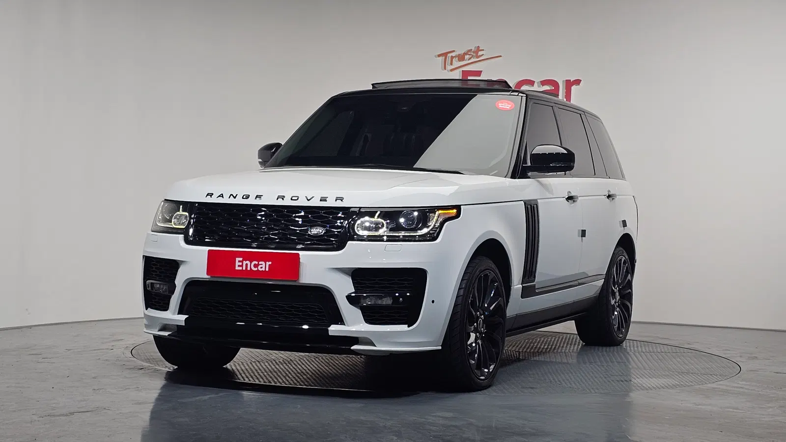Land Rover Range Rover 4e génération 3.0 TDV6 Vogue SE Diesel 2013 — photo 1 sur 26