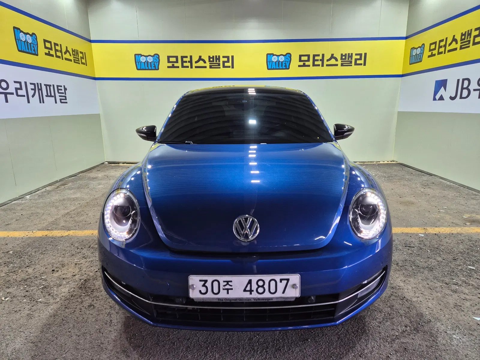 Volkswagen Beetle 2.0 TDI Premium 2013 — photo 1 sur 26