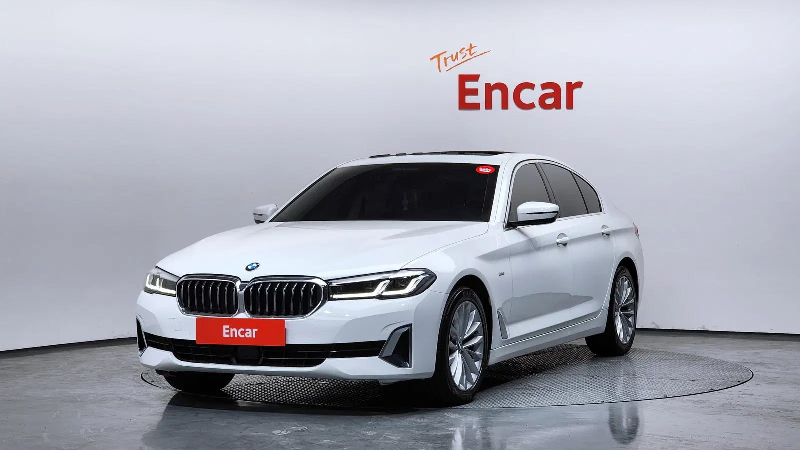 BMW Série 5 (G30) 523d xDrive Luxury 2022 — photo 1 sur 20