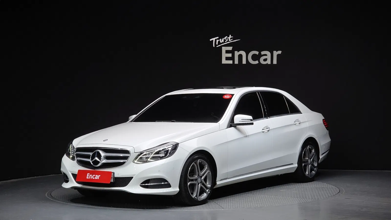 Mercedes-Benz Classe E E250 BlueTEC 4MATIC Avantgarde (W212) 2016 — photo 1 sur 20