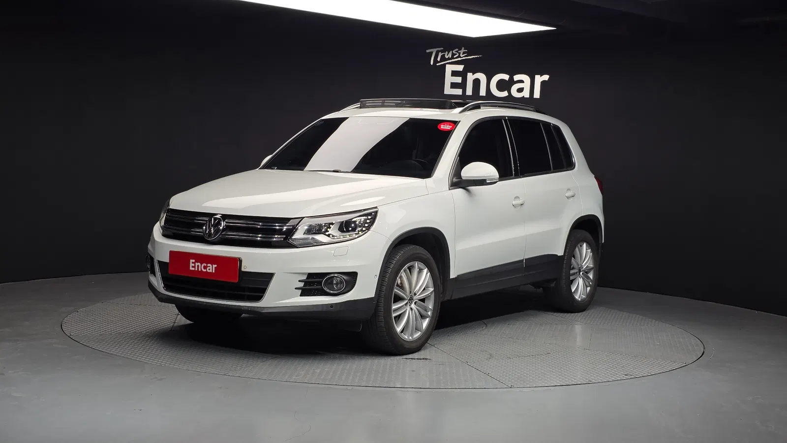 Volkswagen Tiguan 2.0 TDI Premium 2014 — photo 1 sur 20