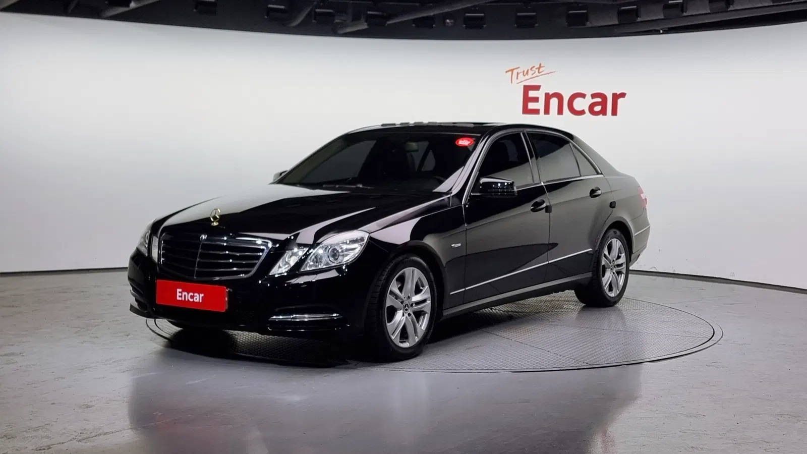 Mercedes-Benz Classe E E220 CDI Avantgarde (W212) 2011 — photo 1 sur 20