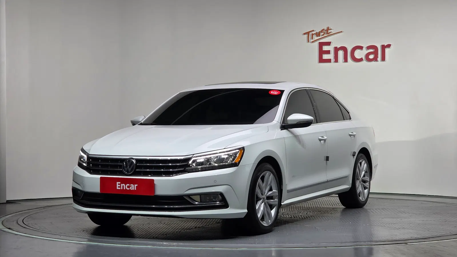 Volkswagen Passat 2.0 TSI 2018 — photo 1 sur 20