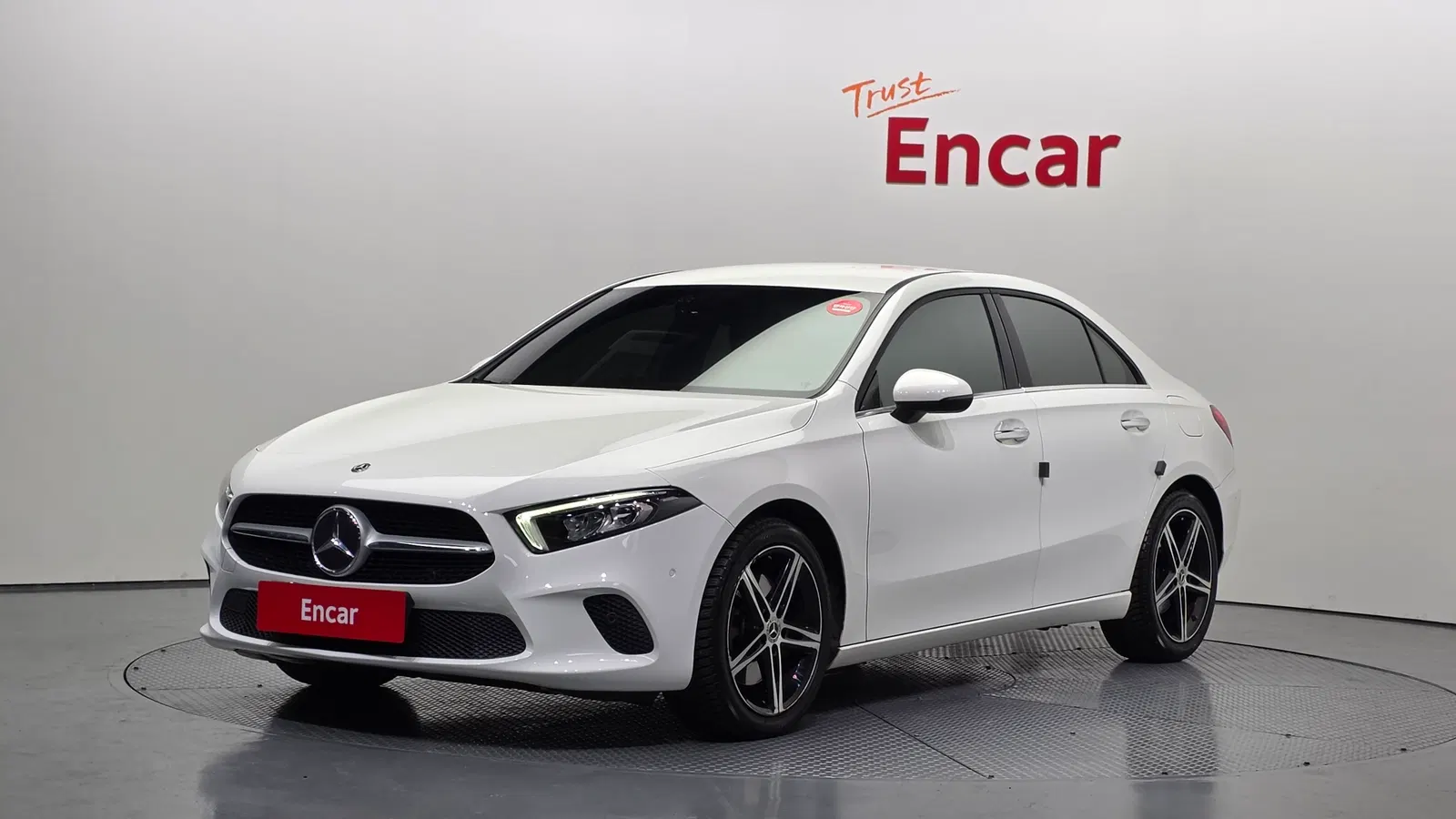 Mercedes-Benz Classe A A250 4MATIC Berline (W177) 2020 — photo 1 sur 20