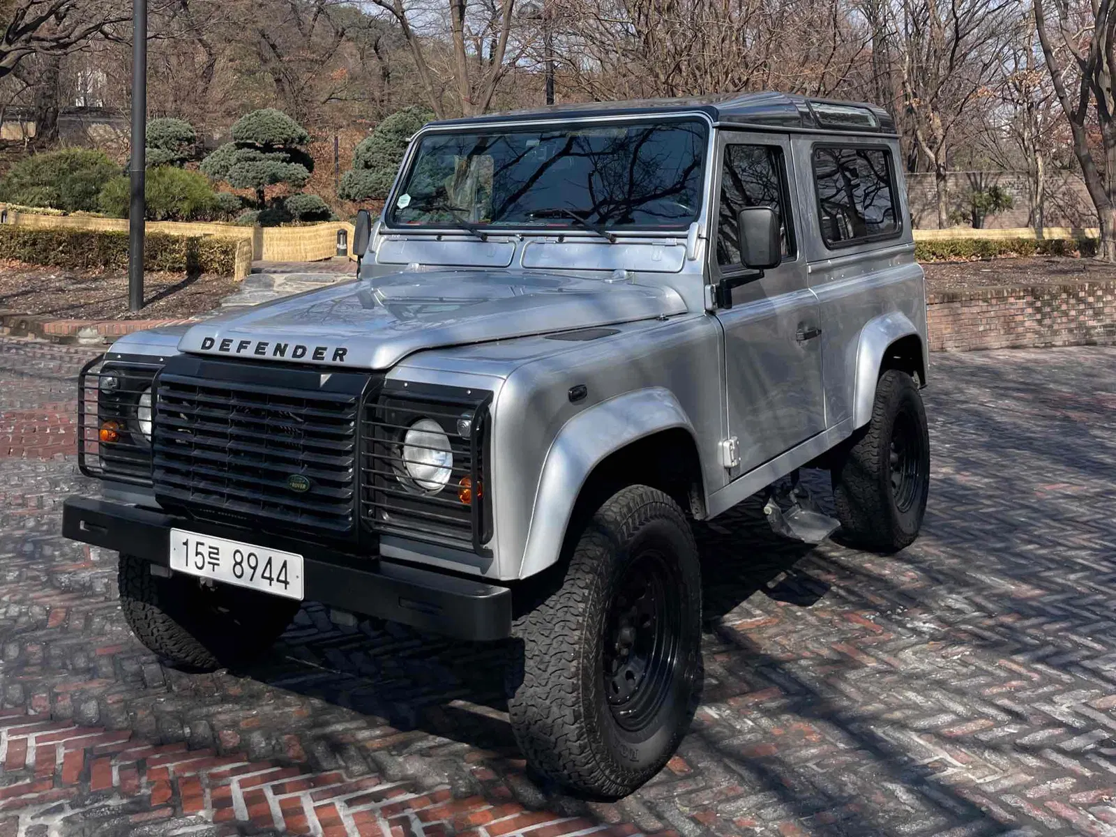 Land Rover Defender 90 2004 — photo 1 sur 15