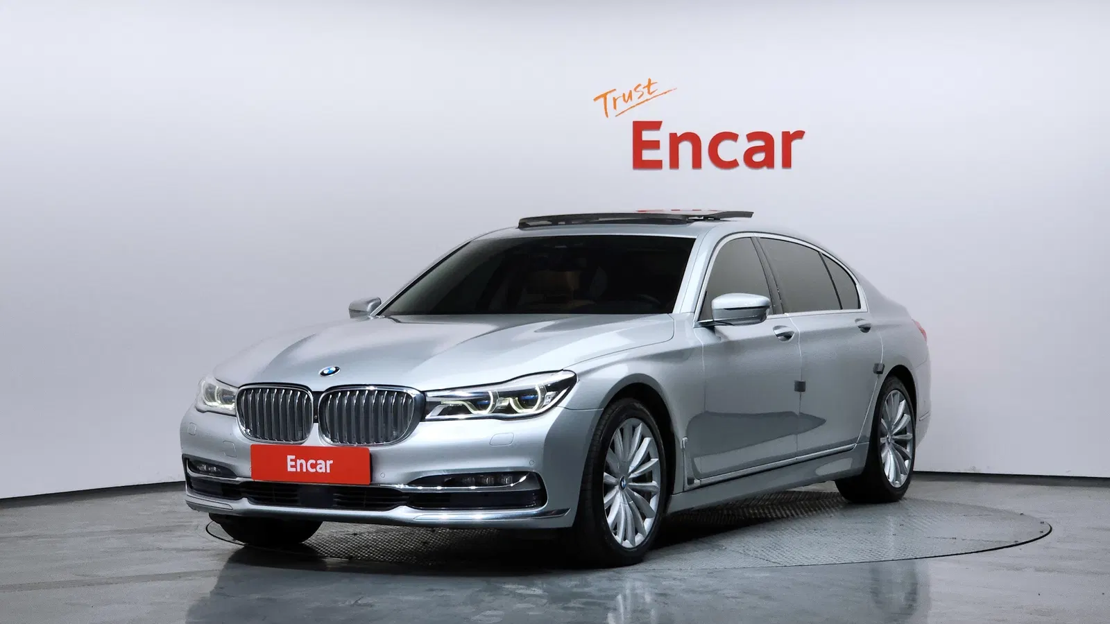 BMW Série 7 (G11) 740Li xDrive 2016 — photo 1 sur 20