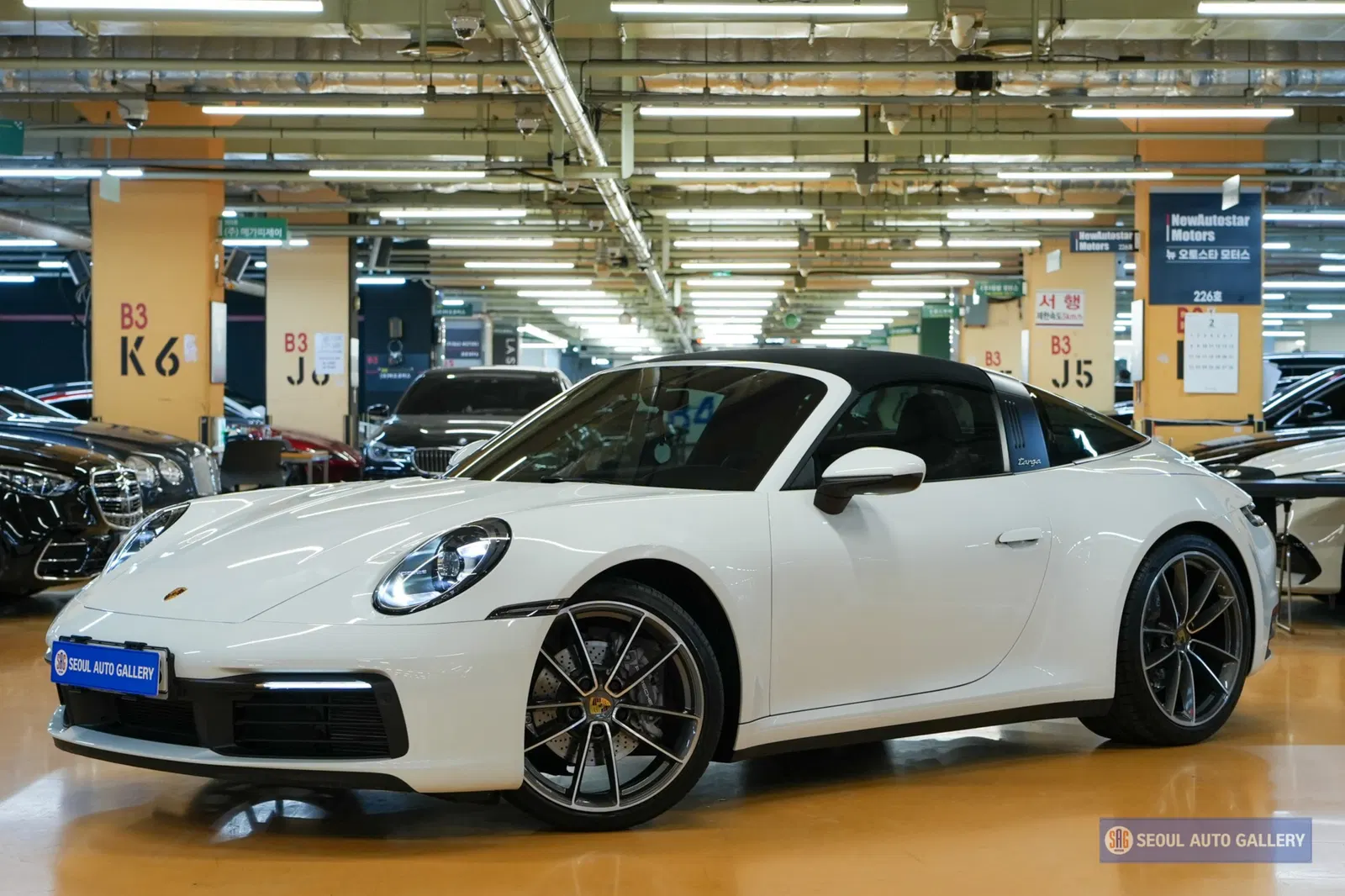 Porsche 911 (992) Targa 4 2021 — photo 1 sur 22