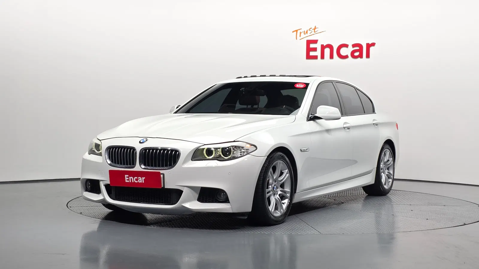 BMW Série 5 (F10) 520d M Sport 2013 — photo 1 sur 20