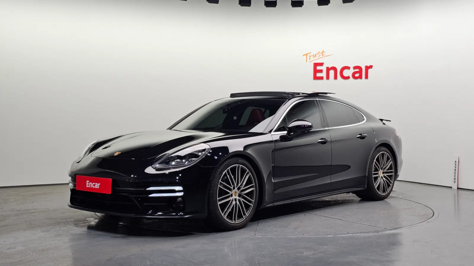 Porsche Panamera (971) 2.9 4S 2018 — photo 1 sur 20
