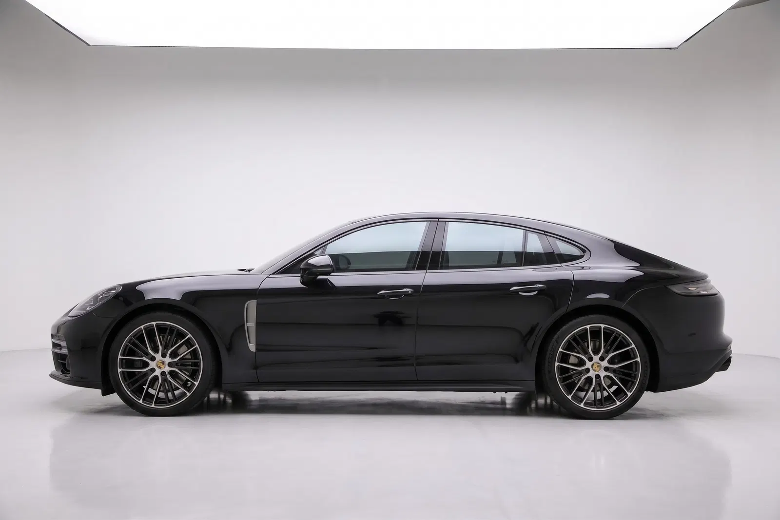 Porsche Panamera (971) 2.9 AWD Platinum Edition 2023 — photo 1 sur 26