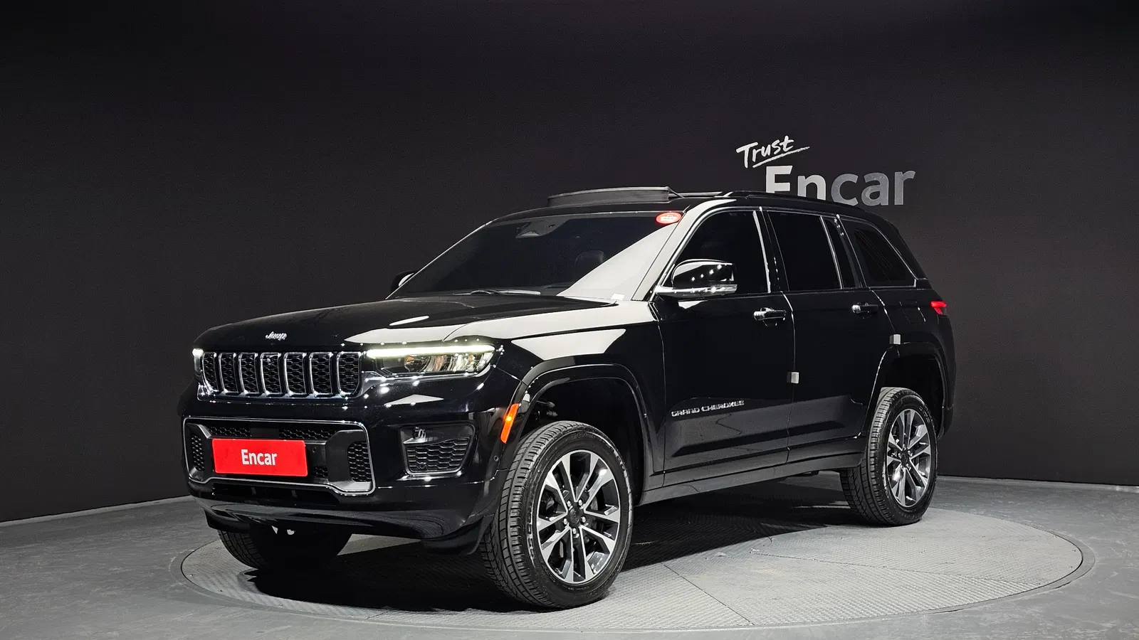 Jeep Grand Cherokee(WL) 3.6 Overland 2023 — photo 1 sur 20