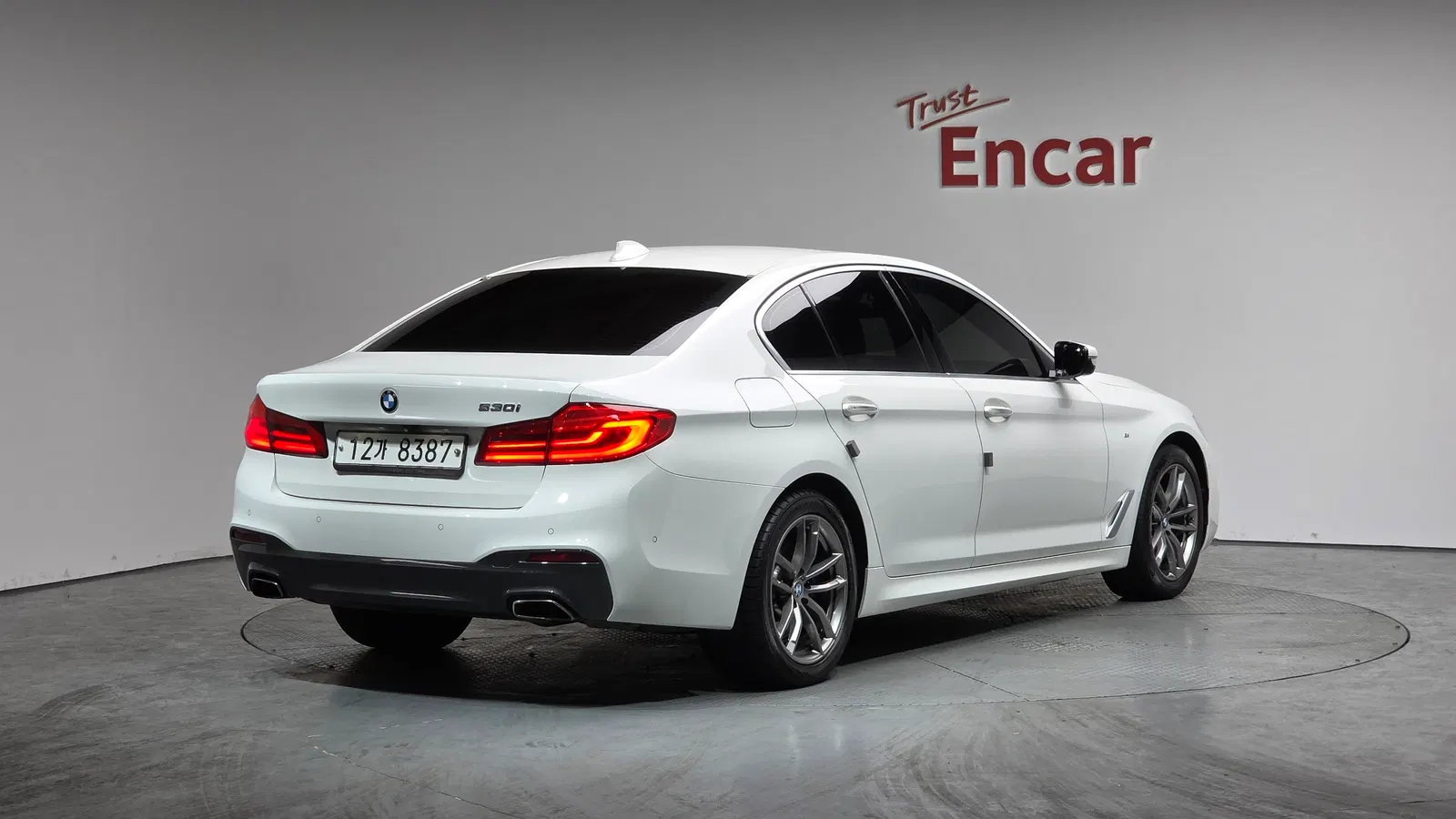BMW Série 5 (G30) 530i M Sport Plus 2018 — photo 1 sur 20
