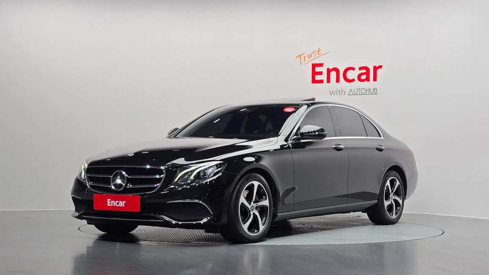 Mercedes-Benz Classe E E250 Avantgarde (W213) 2020 — photo 1 sur 20