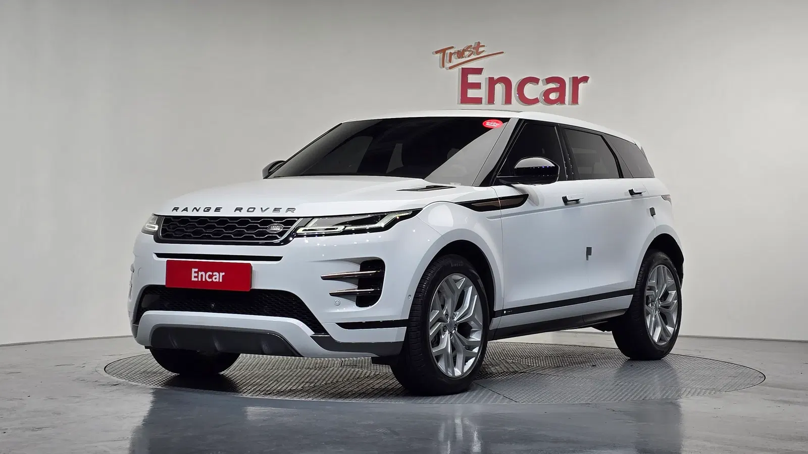 Land Rover Range Rover Evoque 2e génération P250 R-Dynamic SE 2021 — photo 1 sur 26