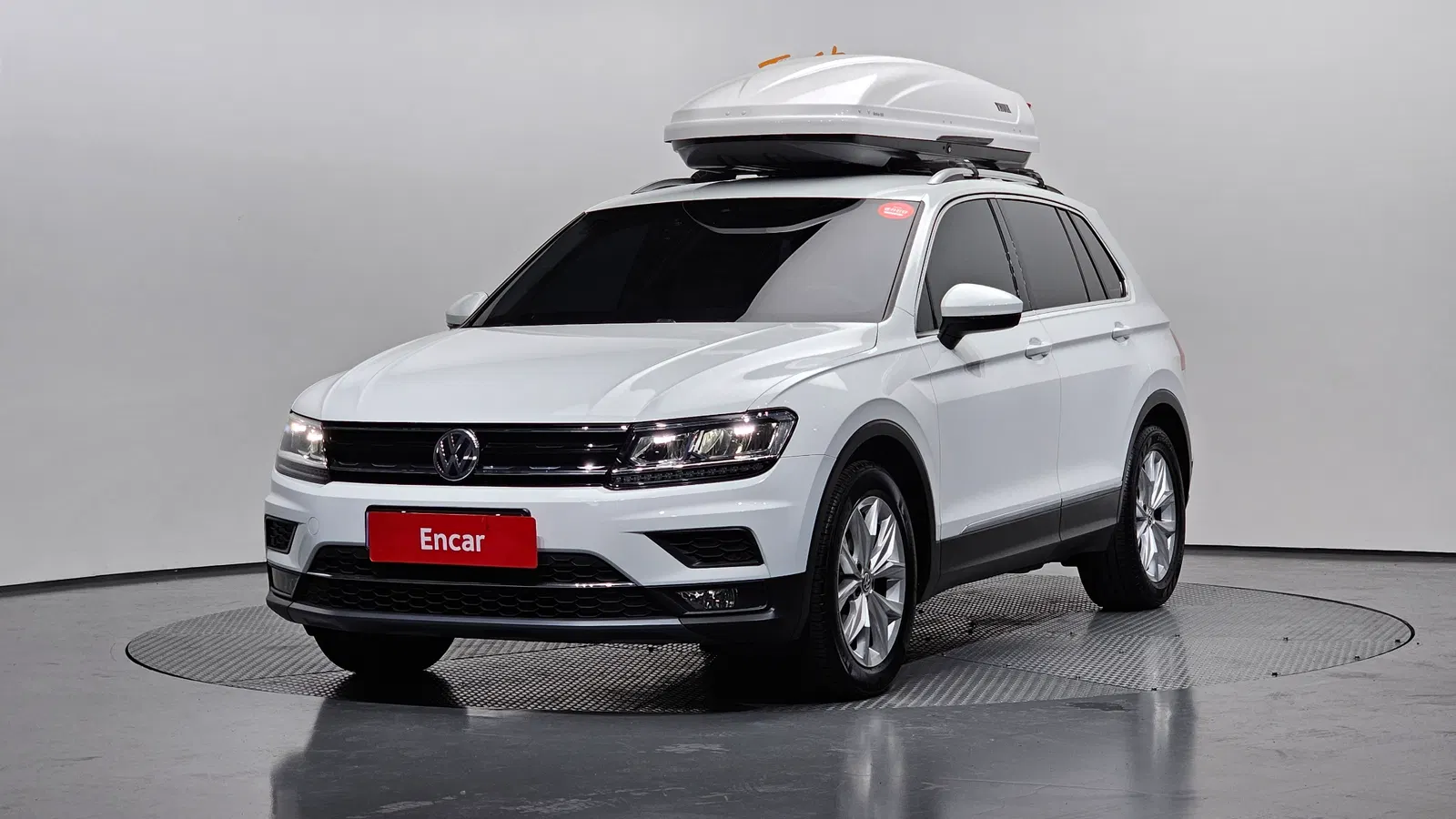 Volkswagen Tiguan 2e génération 2.0 TDI Premium 2020 — photo 1 sur 26