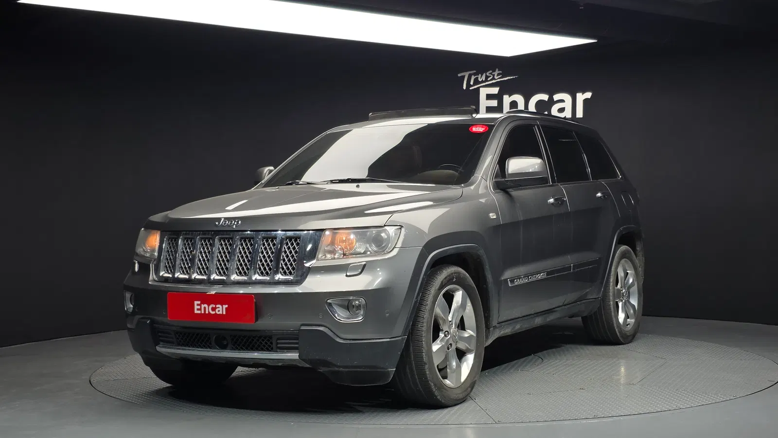 Jeep Grand Cherokee 3.0 Diesel Overland 2012 — photo 1 sur 20