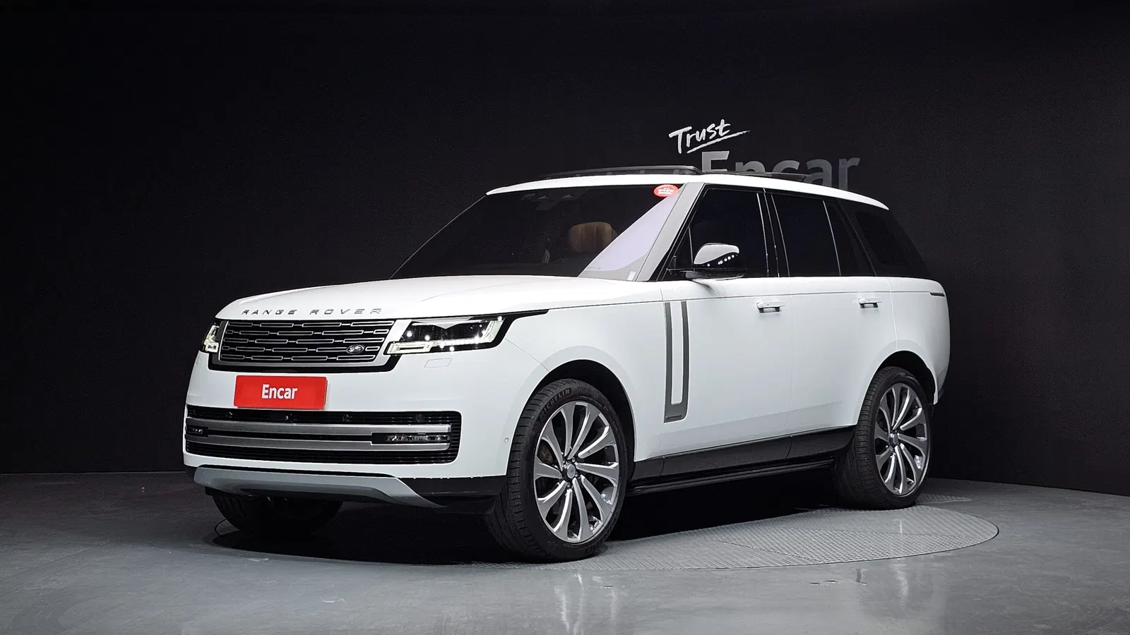 Land Rover Range Rover 5e génération P530 AB 2023 — photo 1 sur 20