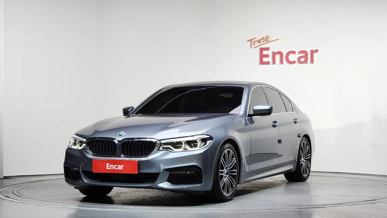 BMW Série 5 (G30) 530i xDrive M Sport Plus 2019 — photo 1 sur 20