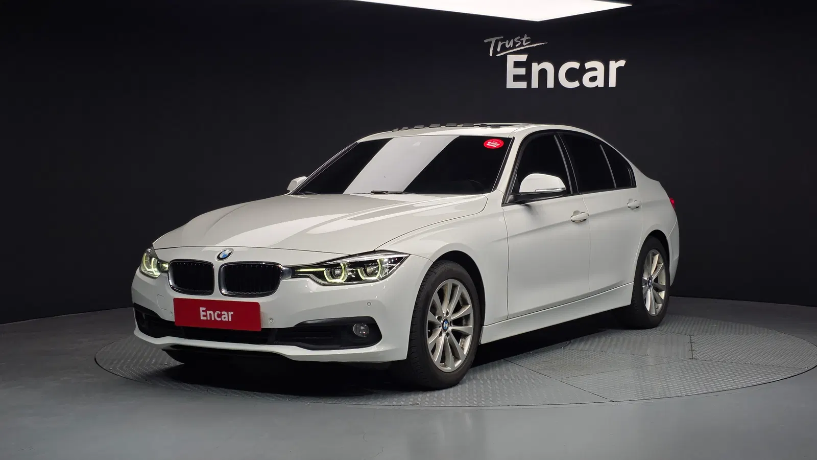BMW Série 3 (F30) 320d 2018 — photo 1 sur 20
