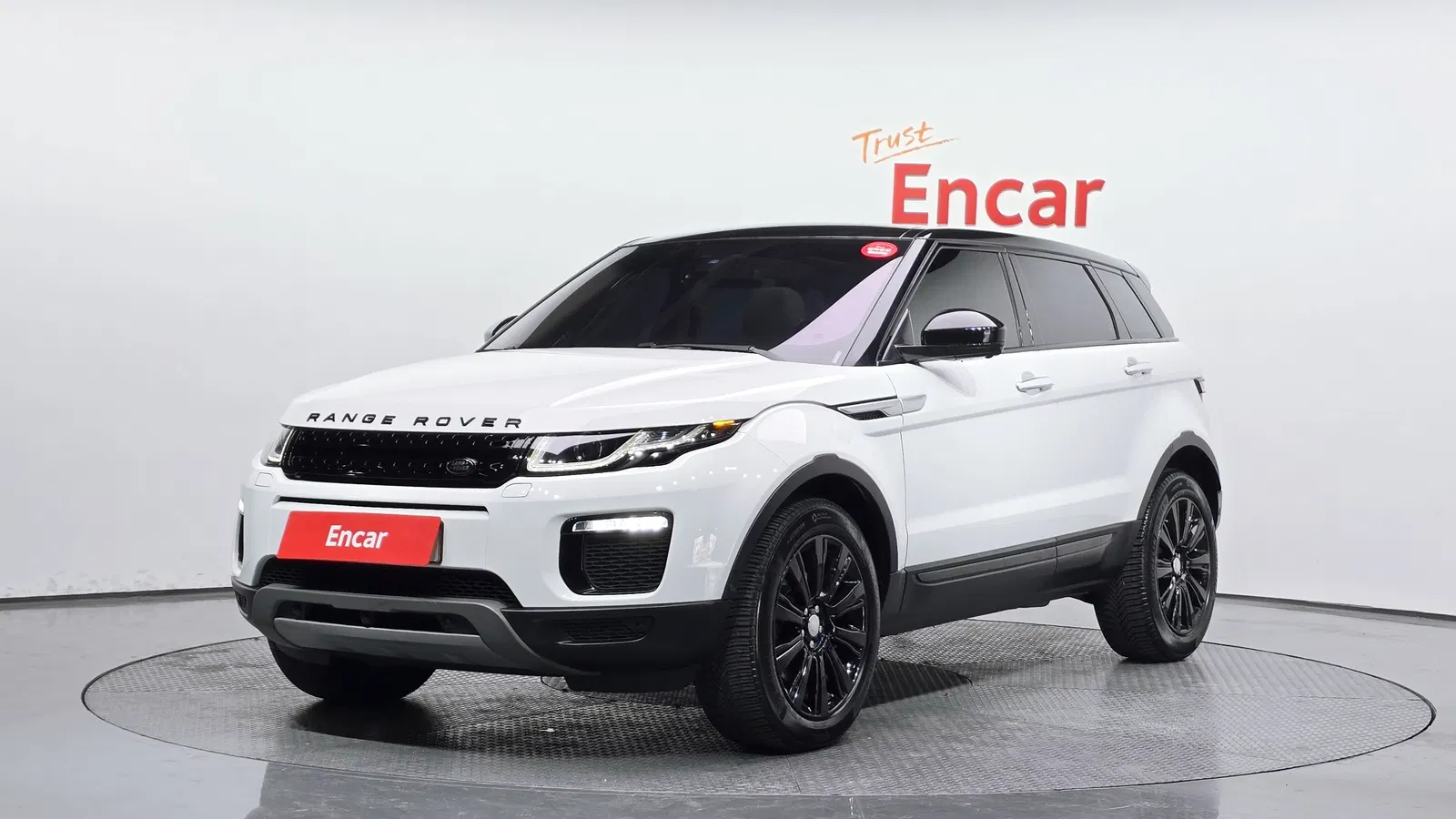 Land Rover Range Rover Evoque 2.0 TD4 HSE 2018 — photo 1 sur 20