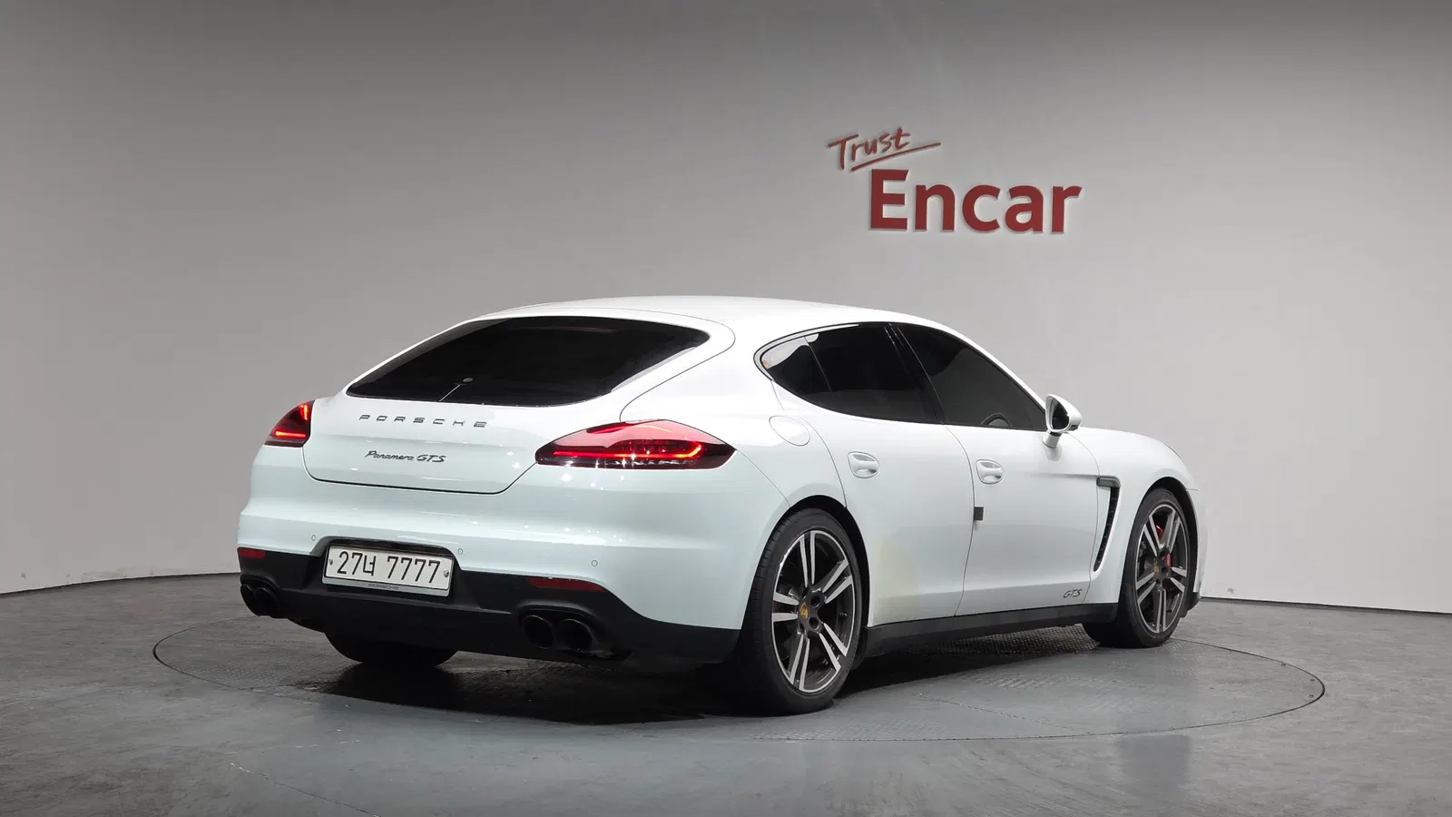 Porsche Panamera 4.8 GTS 2016 — photo 1 sur 20