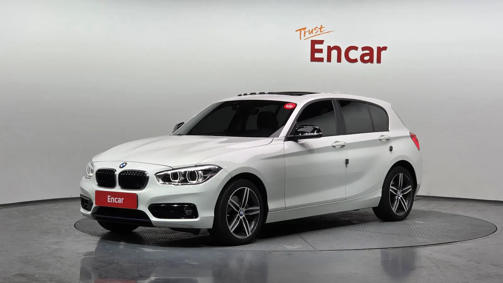 BMW Série 1 (F20) 118d Sport 5 portes 2019 — photo 1 sur 20