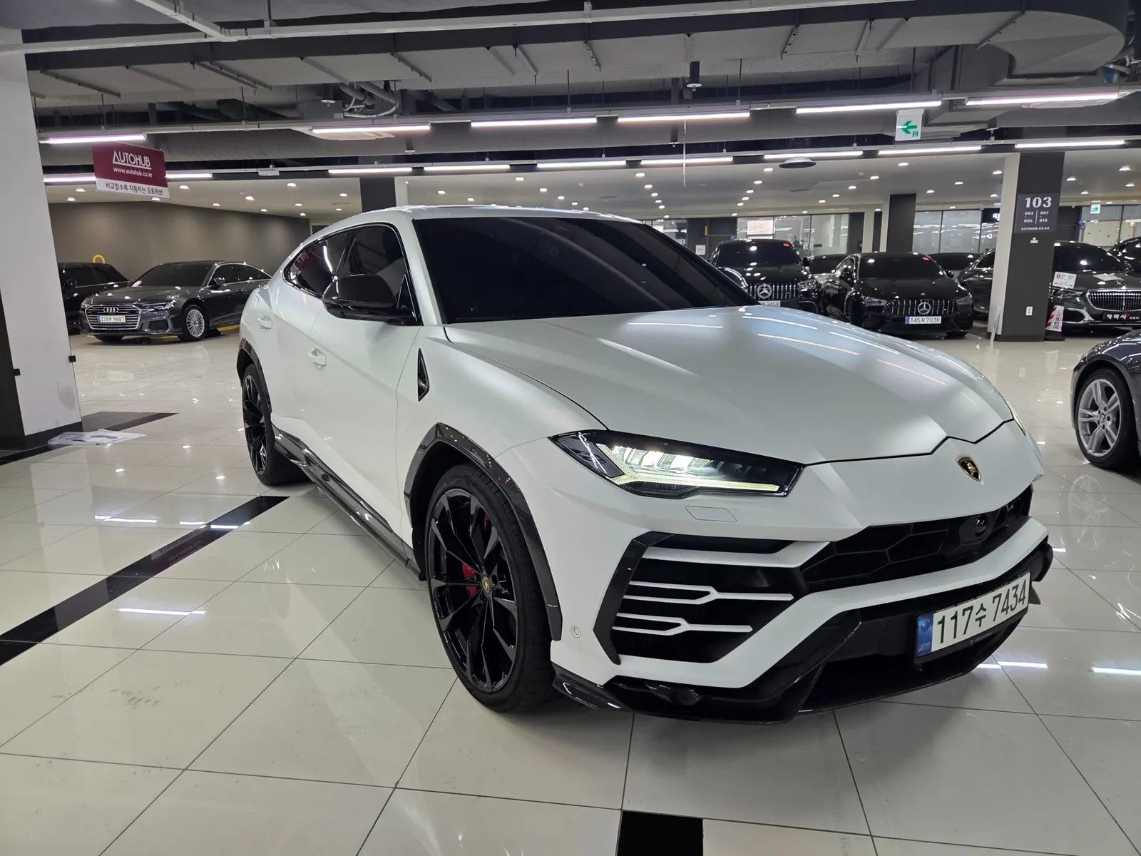 Lamborghini Urus 4.0 V8 2020 — photo 1 sur 23