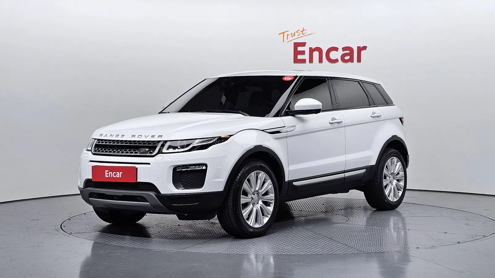 Land Rover Range Rover Evoque 2.0 TD4 HSE 2017 — photo 1 sur 20