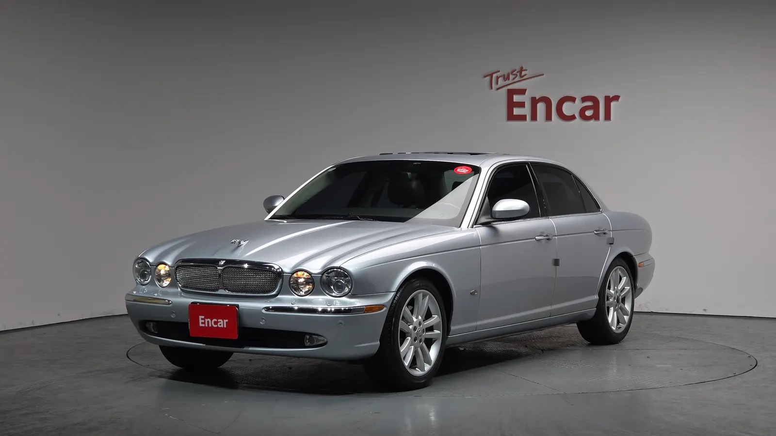 Jaguar New XJ 3.0 V6 2007 — photo 1 sur 20