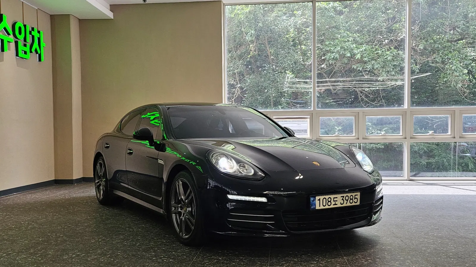 Porsche Panamera 3.6 AWD 2015 — photo 1 sur 26