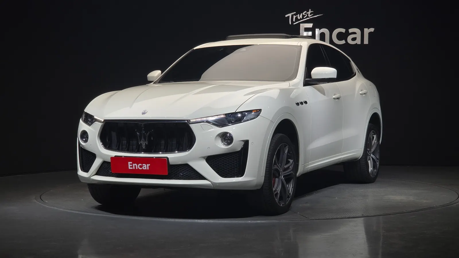 Maserati Levante 3.8 GTS AWD 2019 — photo 1 sur 20
