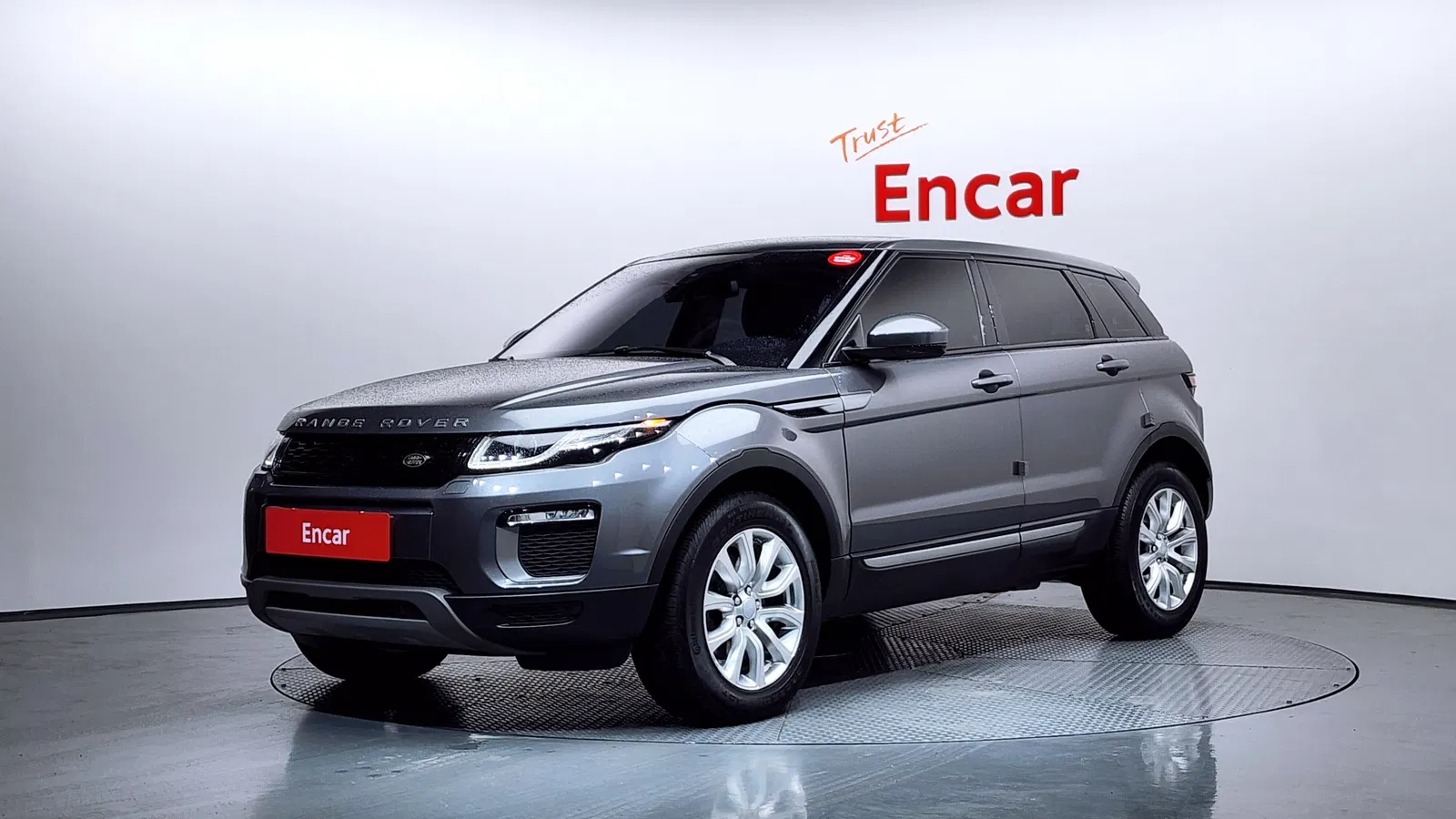 Land Rover Range Rover Evoque 2.0 TD4 SE 2016 — photo 1 sur 26
