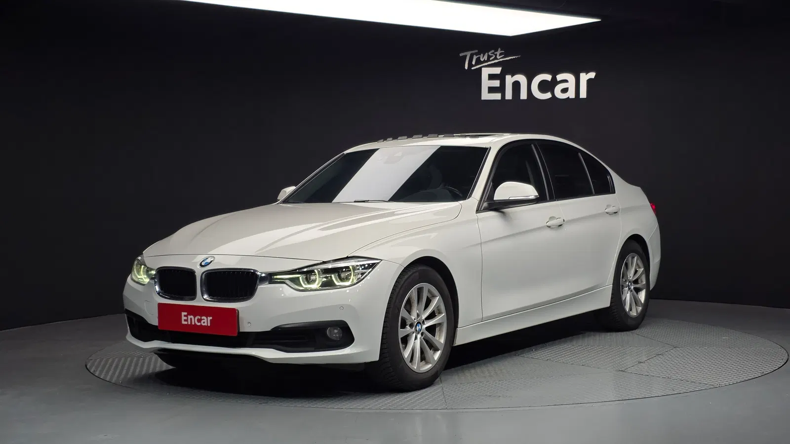 BMW Série 3 (F30) 320d 2018 — photo 1 sur 20