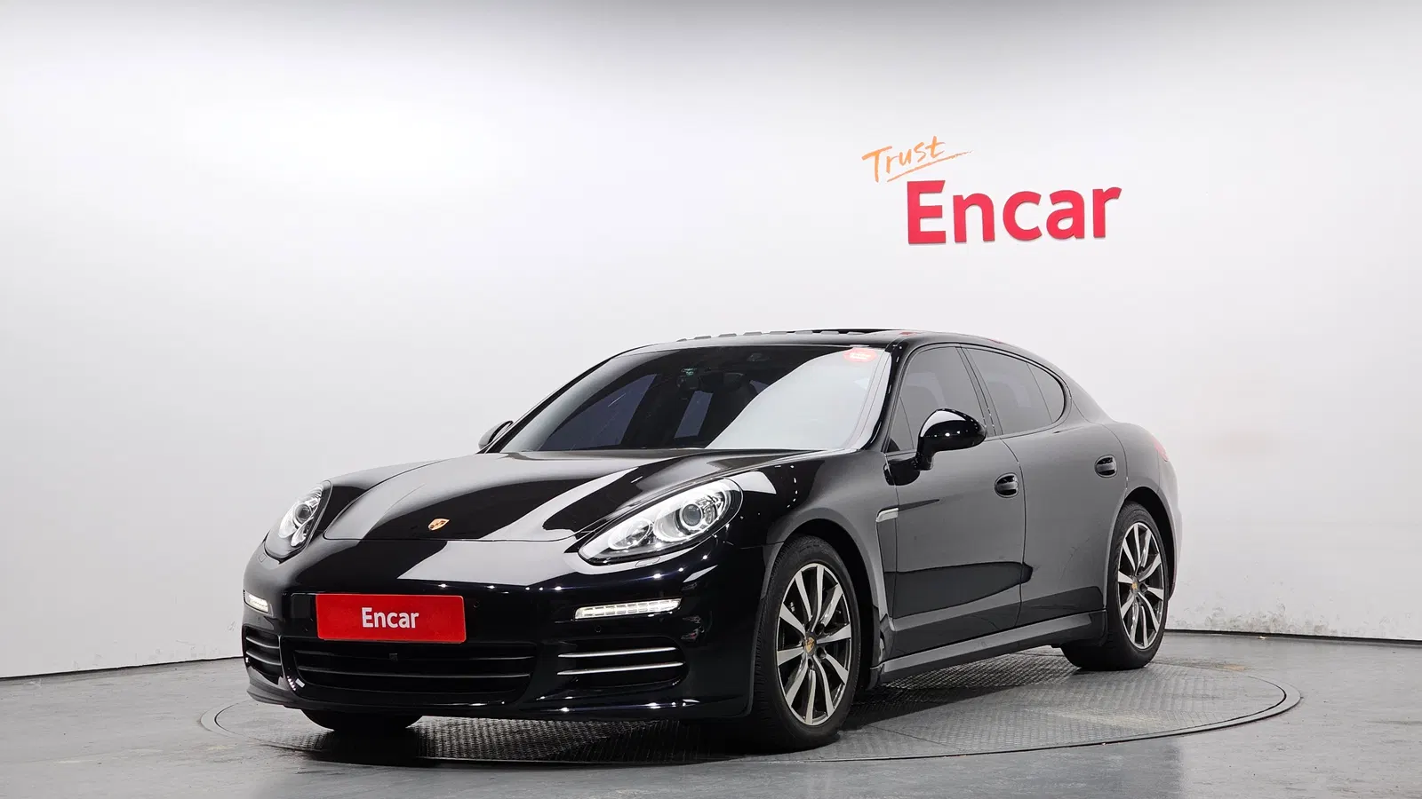 Porsche Panamera 3.6 2WD 2015 — photo 1 sur 20