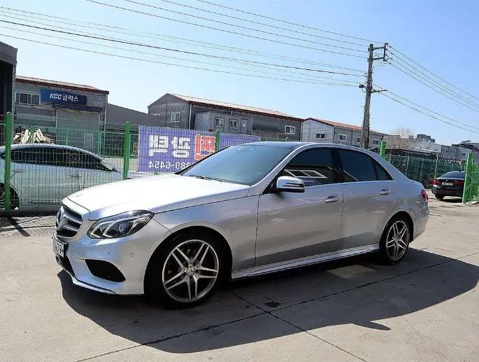 Mercedes-Benz Classe E E350 BlueTEC 4MATIC (W212) 2016 — photo 1 sur 23
