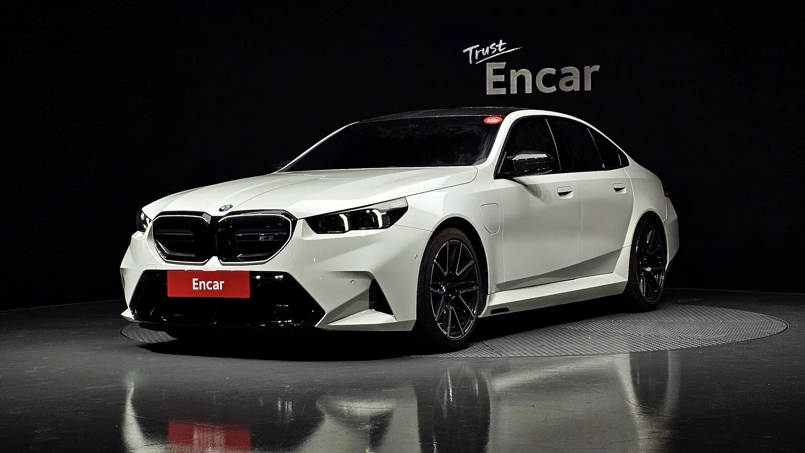 BMW M5 (G90) M5 Sedan 2025 — photo 1 sur 20