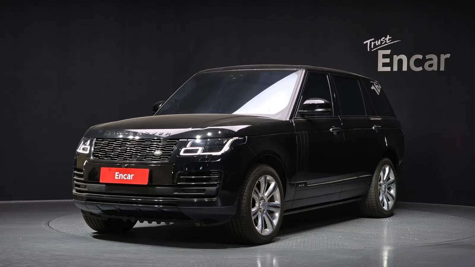 Land Rover Range Rover 4e génération 5.0 SC SV AB LWB 2018 — photo 1 sur 20