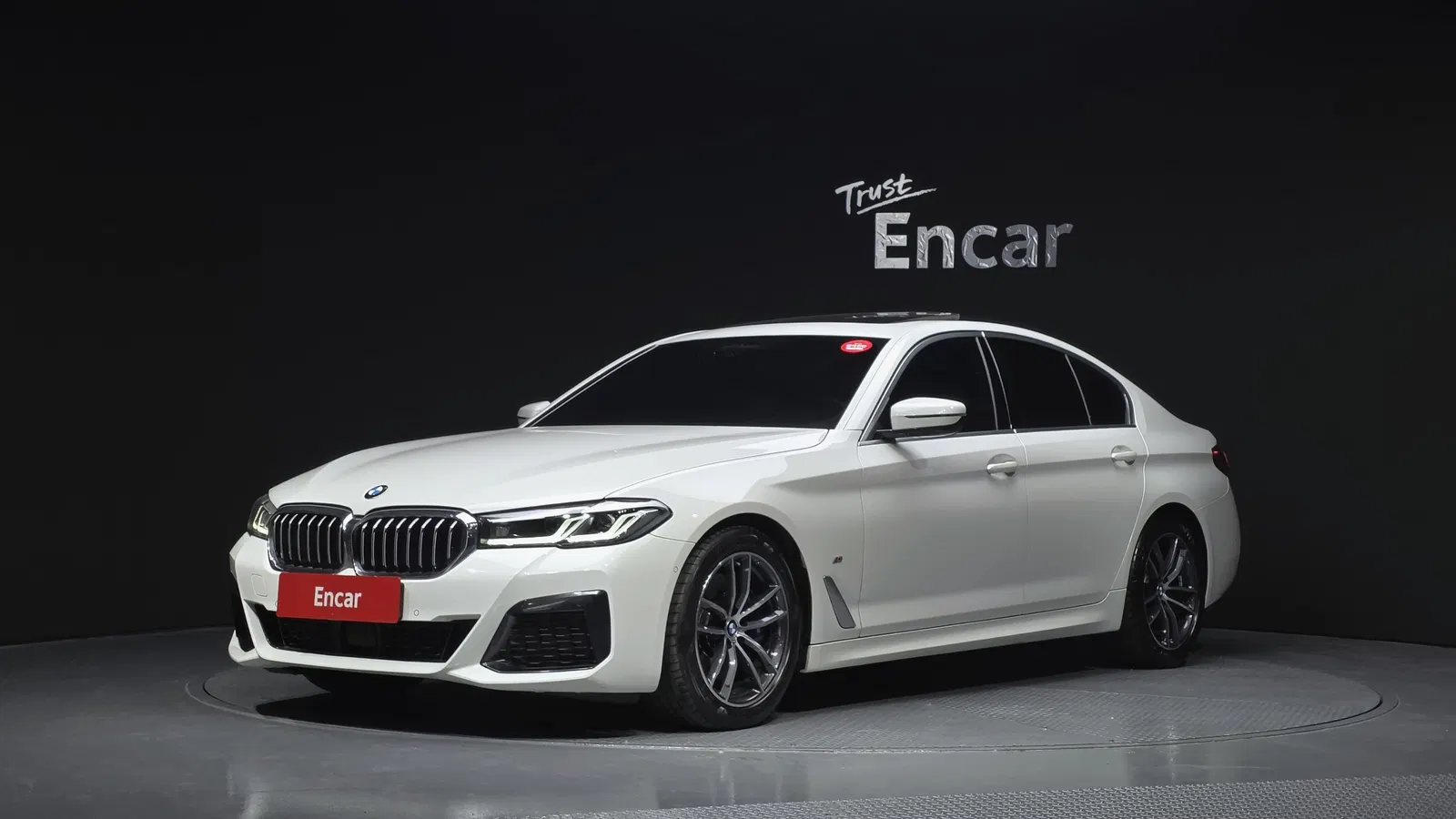 BMW Série 5 (G30) 520i M Sport 2022 — photo 1 sur 20