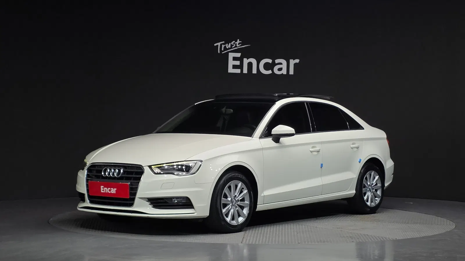 Audi A3 25 TDI Dynamic 2015 — photo 1 sur 20