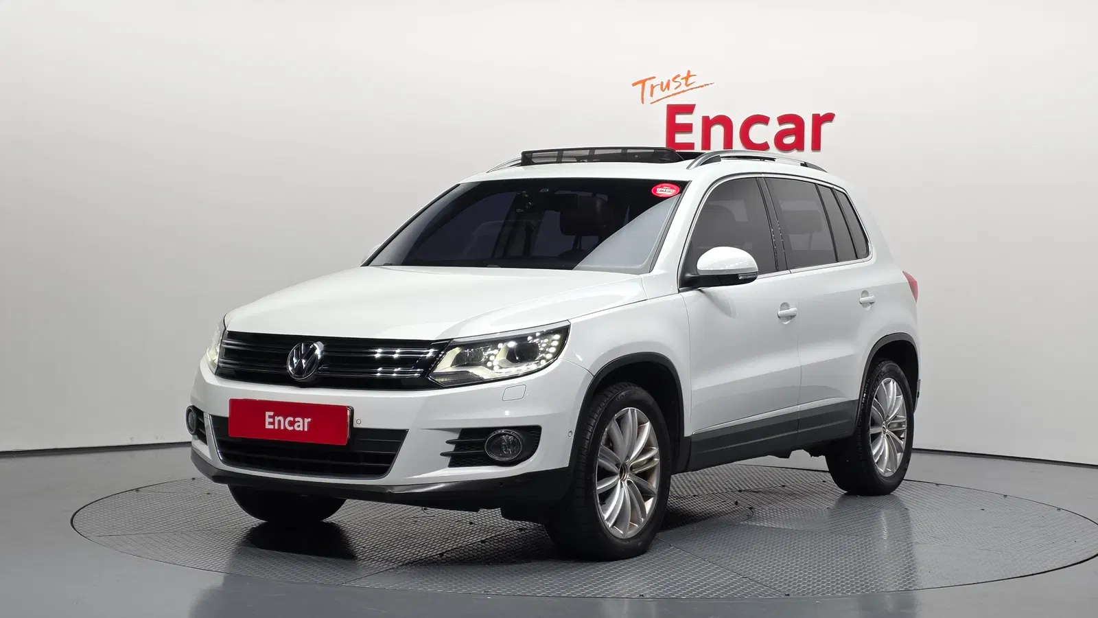 Volkswagen Tiguan 2.0 TDI Premium 2016 — photo 1 sur 20