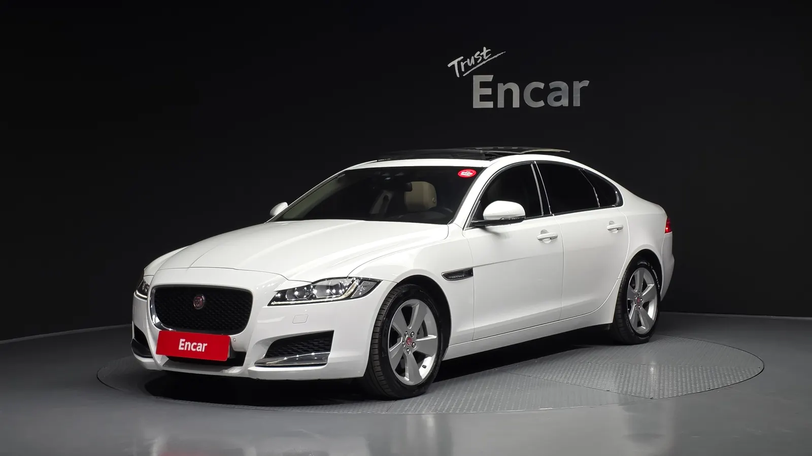 Jaguar XF (X260) 20d Prestige AWD 2018 — photo 1 sur 20