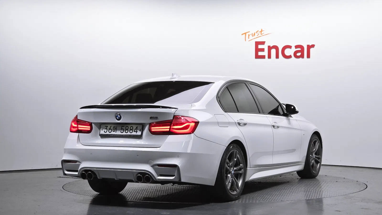 BMW Série 3 (F30) 320i M Sport 2018 — photo 1 sur 20