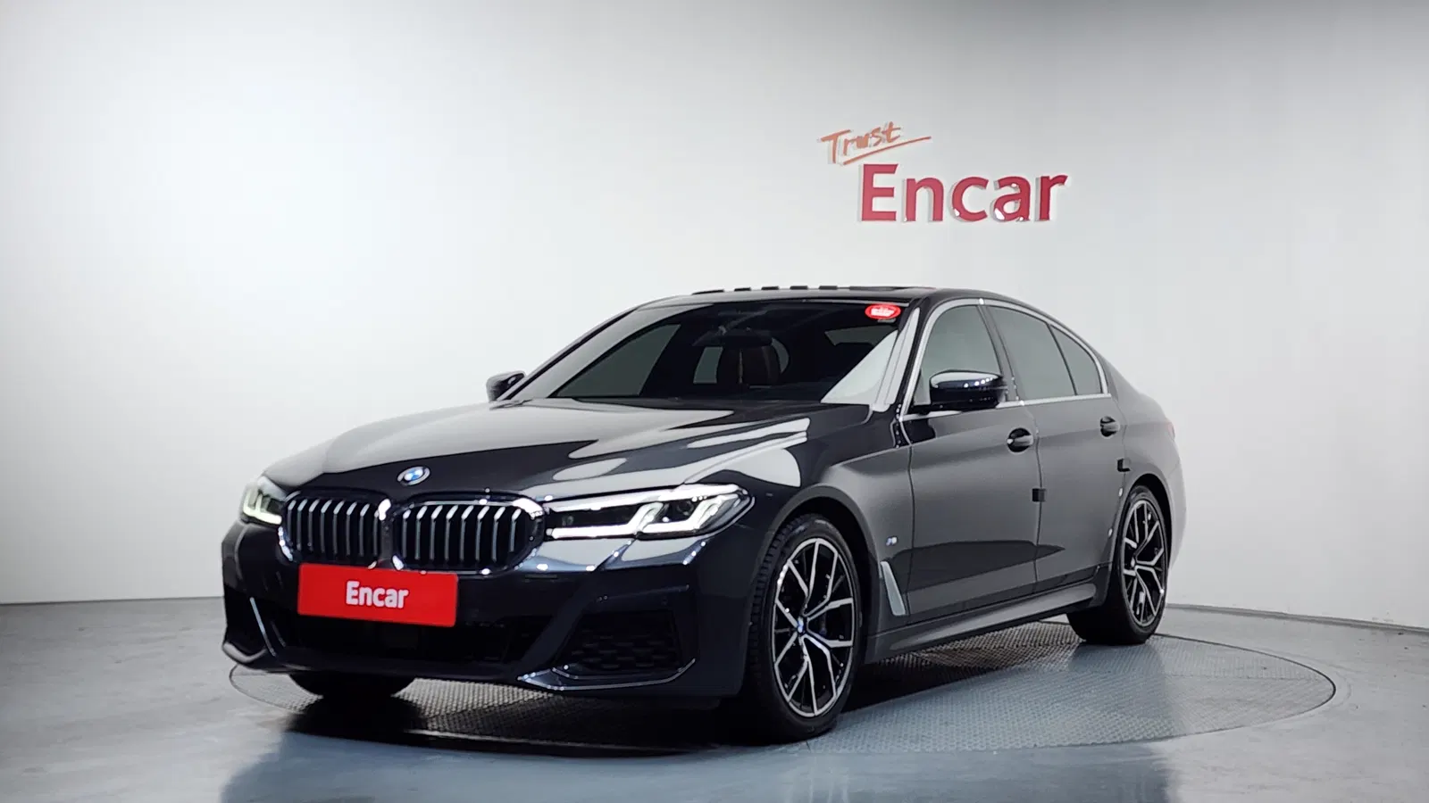 BMW Série 5 (G30) 530i xDrive M Sport 2021 — photo 1 sur 8