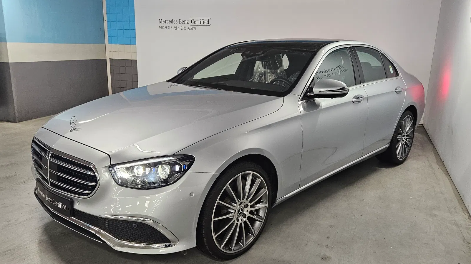 Mercedes-Benz Classe E E450 4MATIC Exclusive (W213) 2023 — photo 1 sur 26