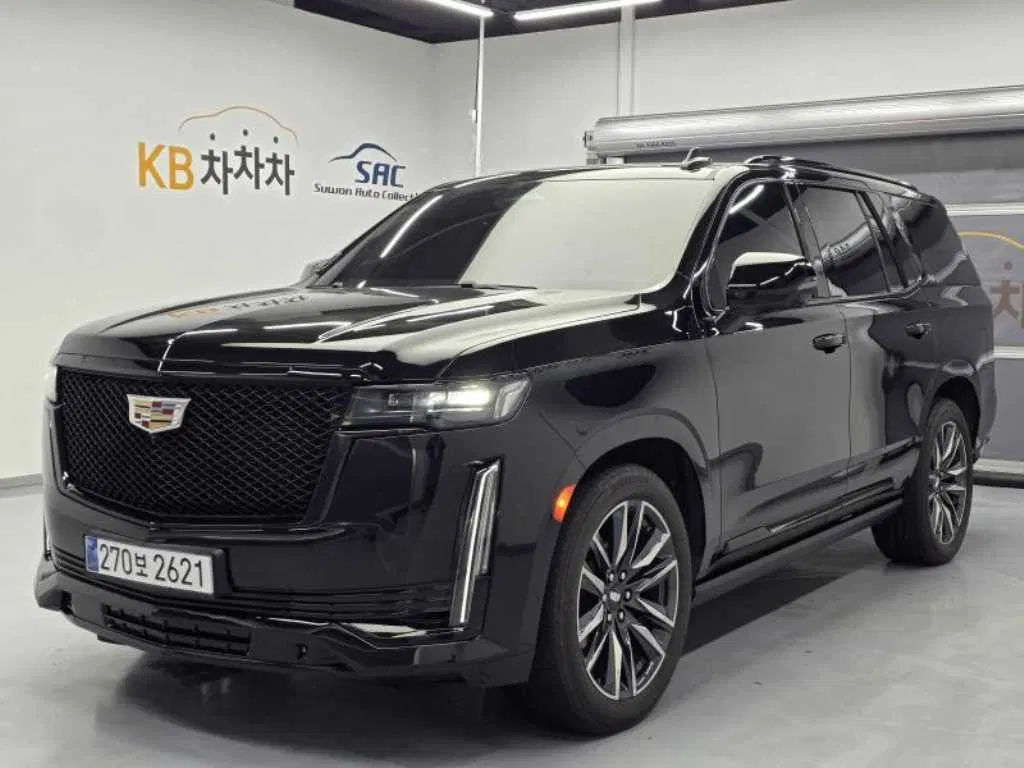 Cadillac Escalade 5e génération 6.2 2023 — photo 1 sur 26
