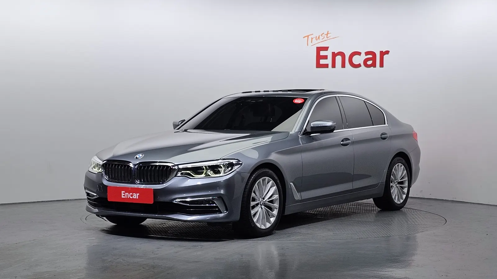 BMW Série 5 (G30) 520d xDrive Luxury Plus 2019 — photo 1 sur 20
