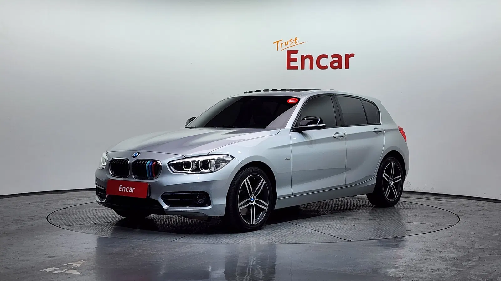 BMW Série 1 (F20) 118d Sport 5 portes 2018 — photo 1 sur 20