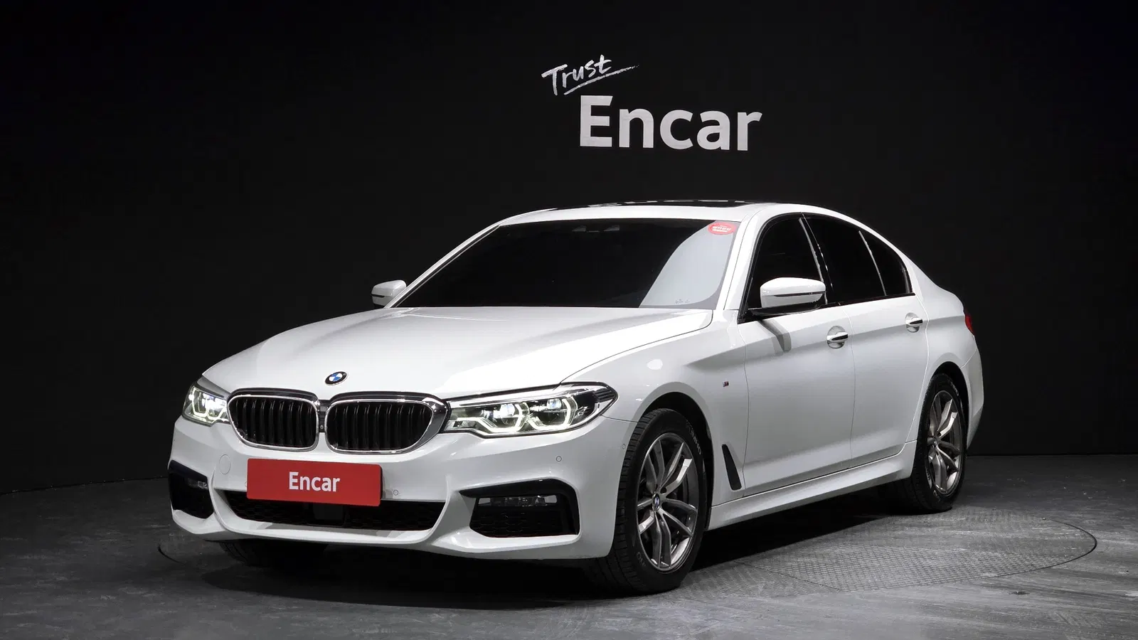 BMW Série 5 (G30) 530i xDrive M Sport Plus 2017 — photo 1 sur 26