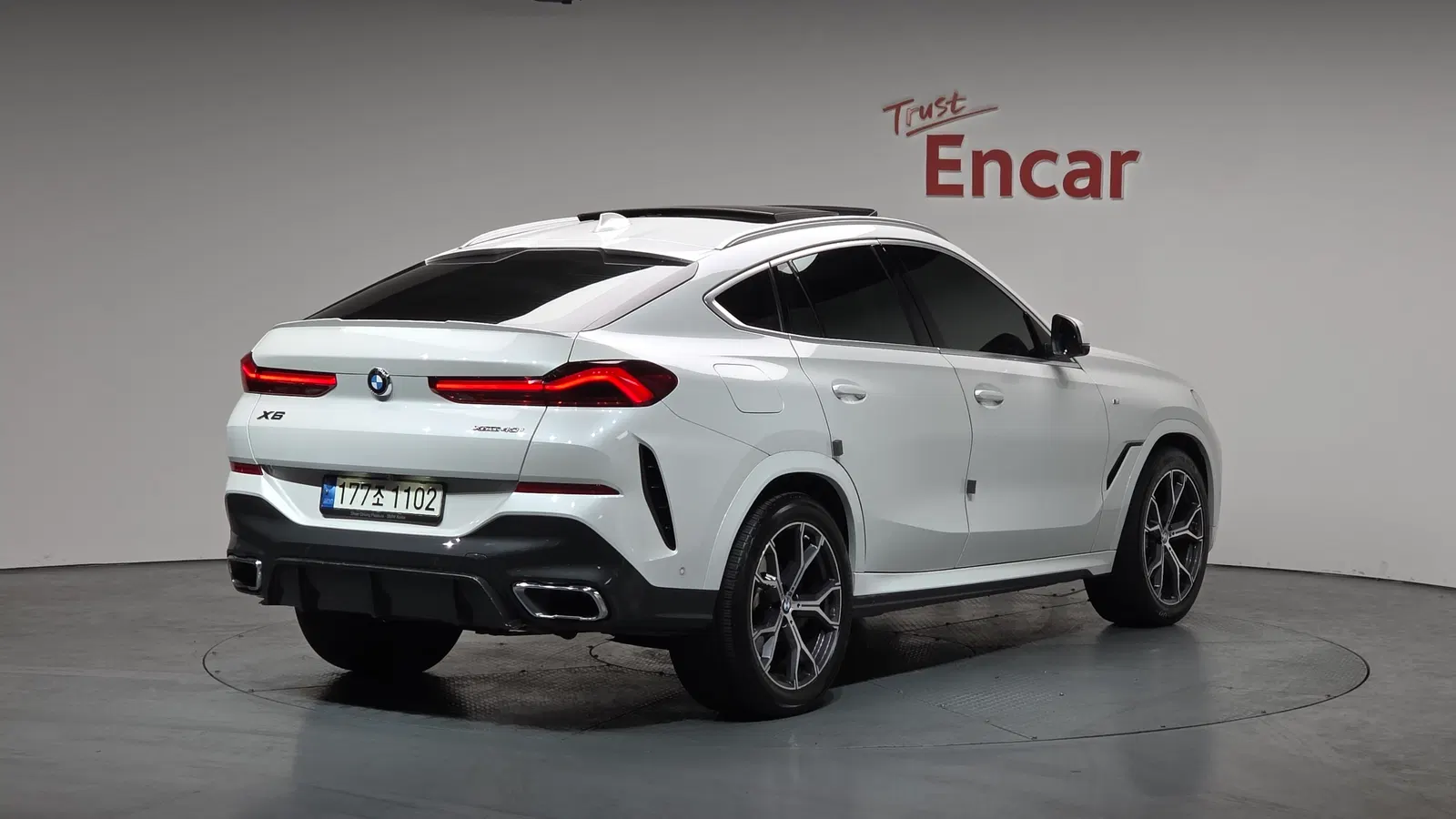 BMW X6 (G06) xDrive40i M Sport 2022 — photo 1 sur 20
