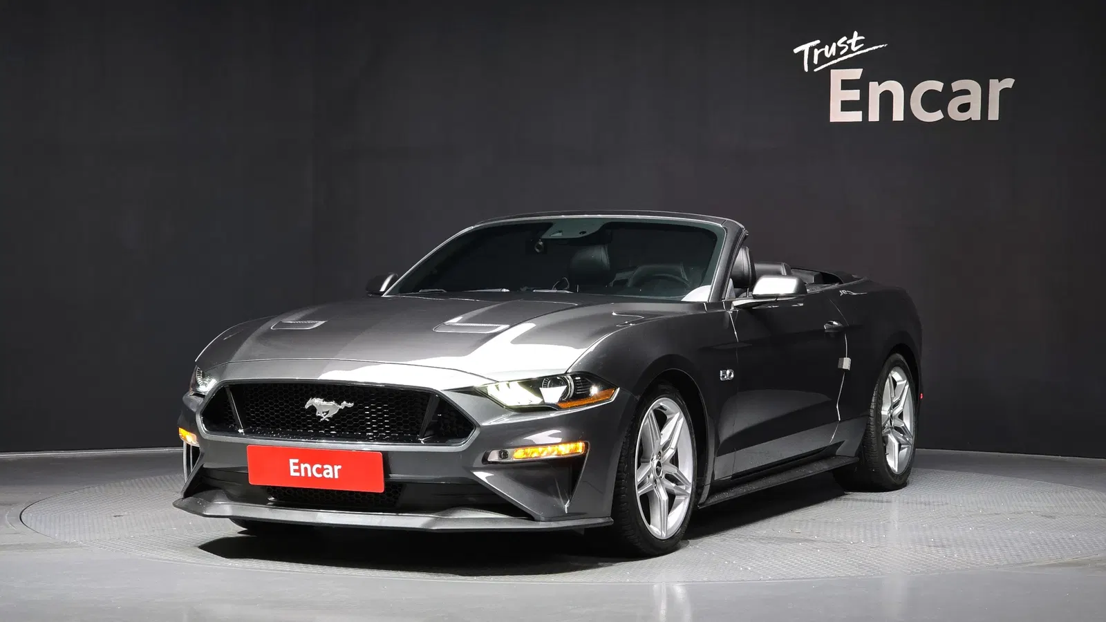 Ford Mustang GT Convertible 2020 — photo 1 sur 20